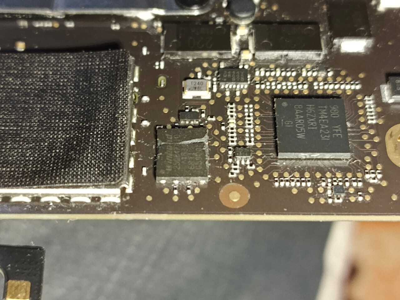 Macbook Pro A1708 EMC3164 Bios Chip